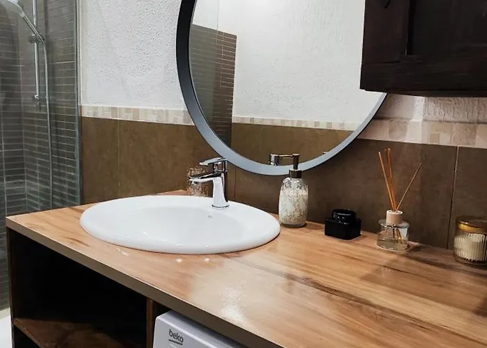 Modern And Comfortable Apartment