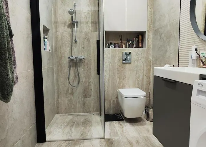 Modern And Comfortable Apartment *